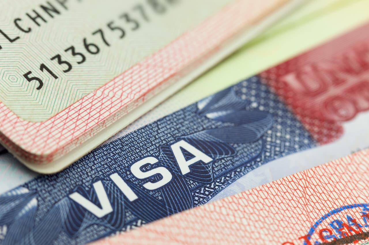 Điều gì xảy ra khi bạn đến Mỹ với Visa F1 và Trại hè Mỹ?